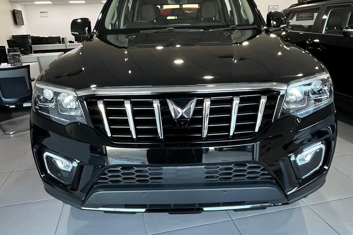 2025 Mahindra Scorpio Z8L+