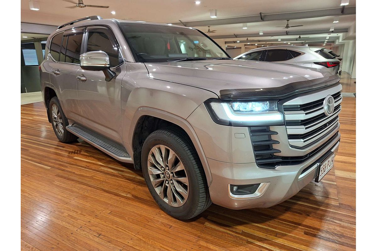 2023 Toyota Landcruiser Sahara ZX FJA300R