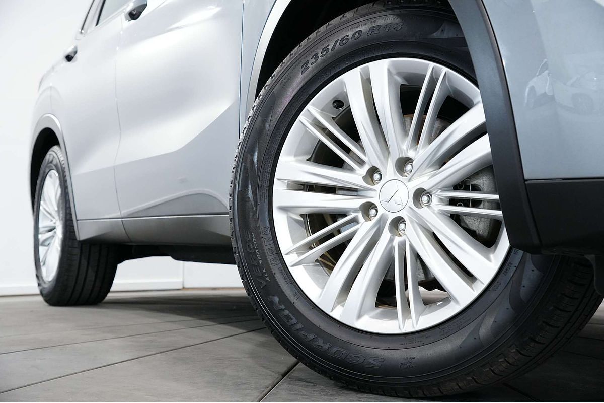 2022 Mitsubishi Outlander ES ZM