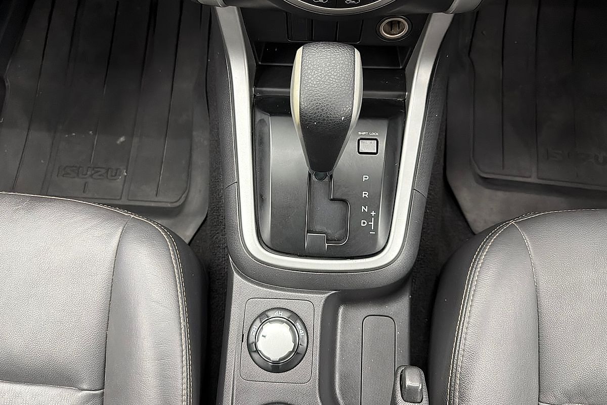 2015 Isuzu D-MAX X-RUNNER 4X4