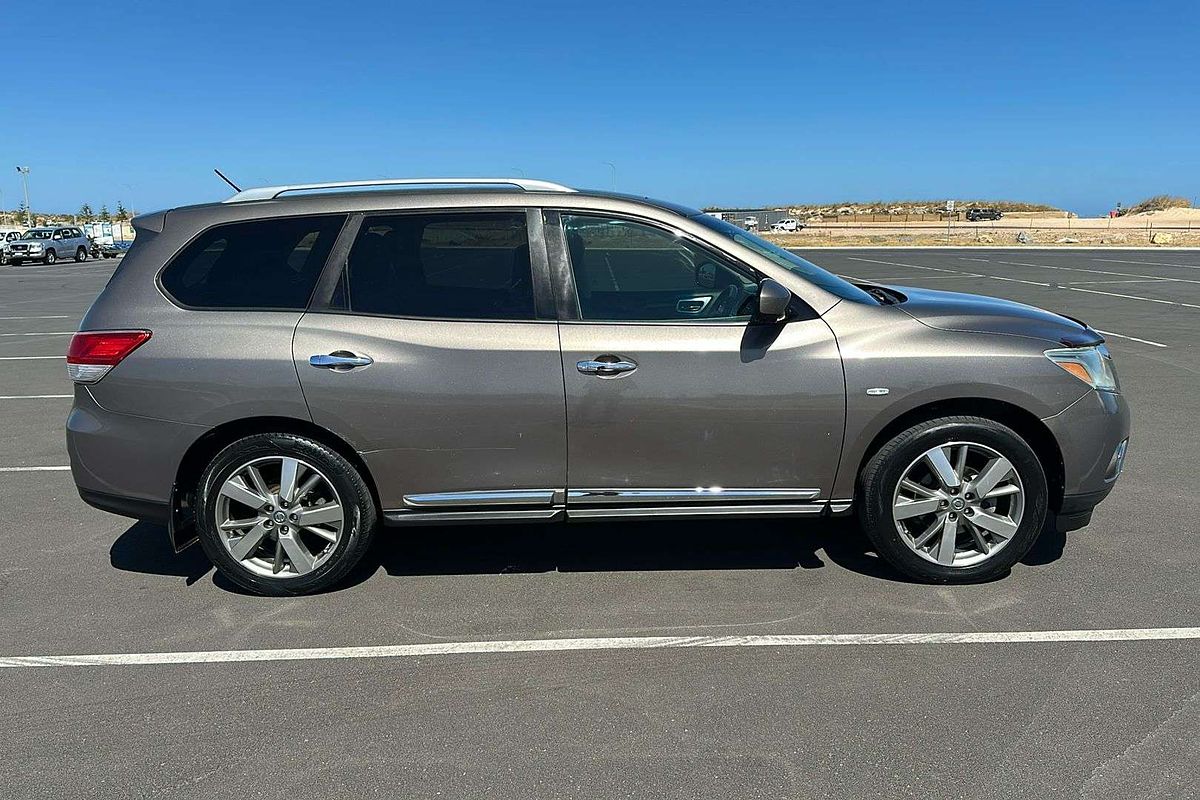 2014 Nissan Pathfinder Ti R52