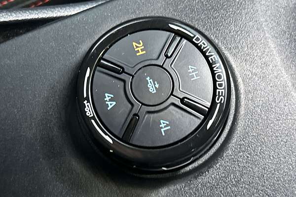 2025 Ford Ranger Raptor 4X4 3.0L thumb-16