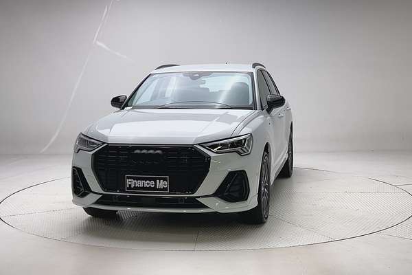 2025 Audi Q3 35 TFSI S line edition F3 thumb-2