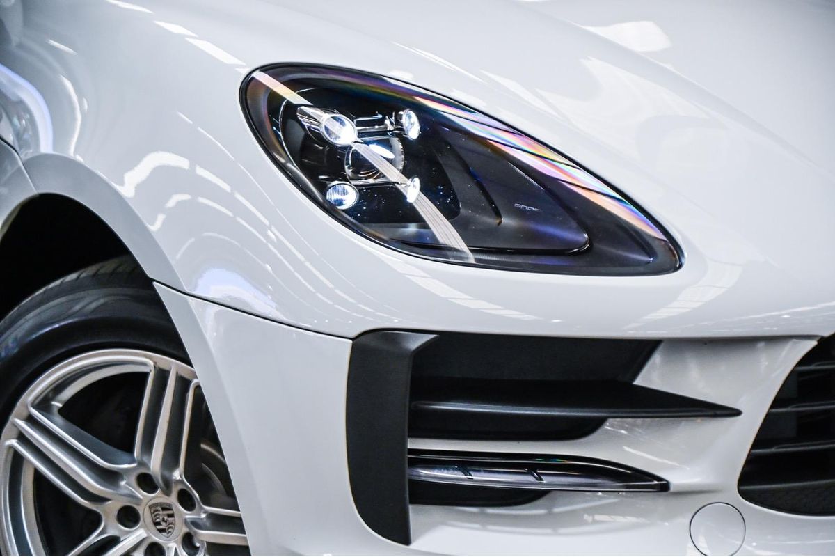 2021 Porsche Macan 95B