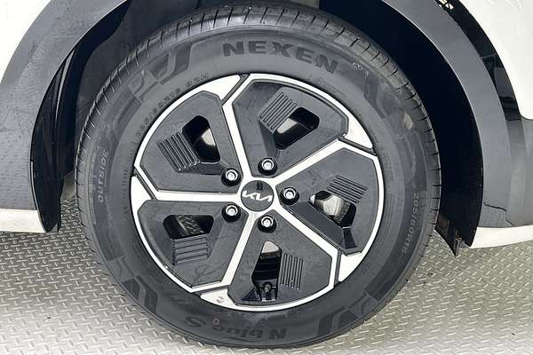 2023 Kia Niro HEV S SG2 thumb-9