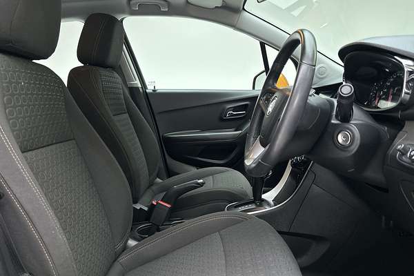 2019 Holden Trax LS TJ thumb-12
