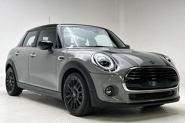 2020 MINI Hatch Cooper F55 LCI thumb-0