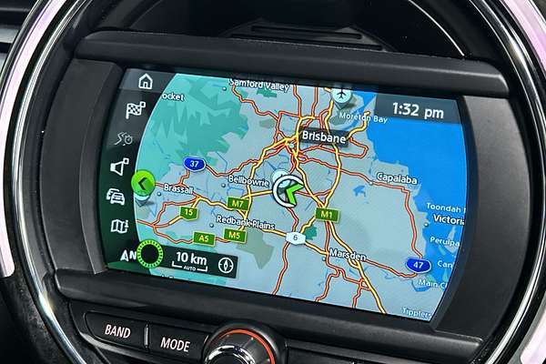 2020 MINI Hatch Cooper F55 LCI thumb-15