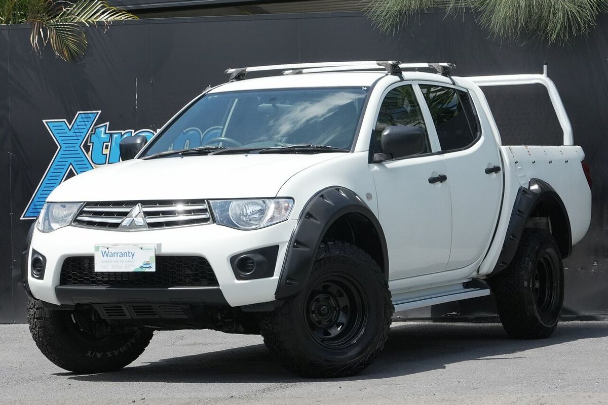 2014 Mitsubishi Triton GLX MN 4X4