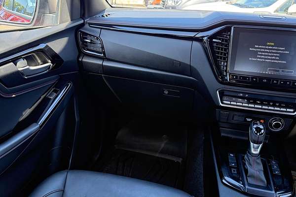 2023 Isuzu D-MAX X-TERRAIN 4X4 thumb-11