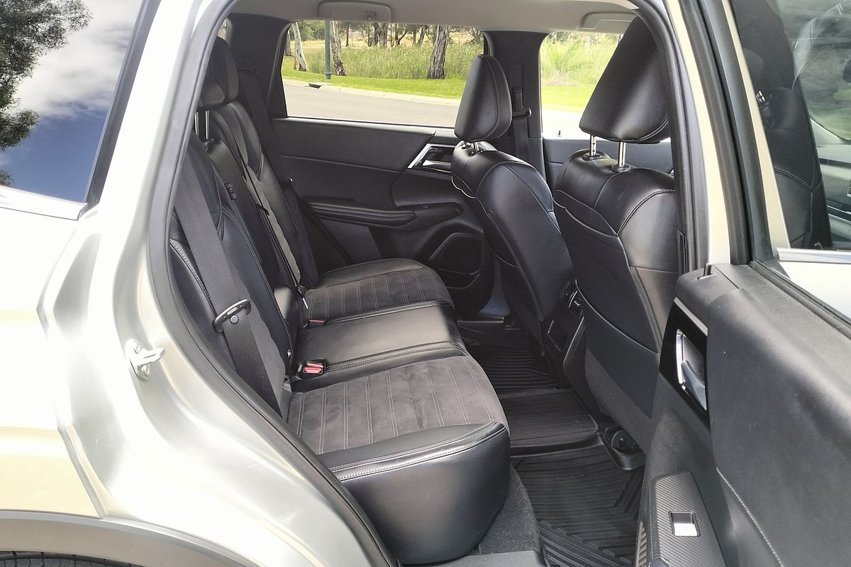 2023 Mitsubishi Outlander PHEV Aspire ZM