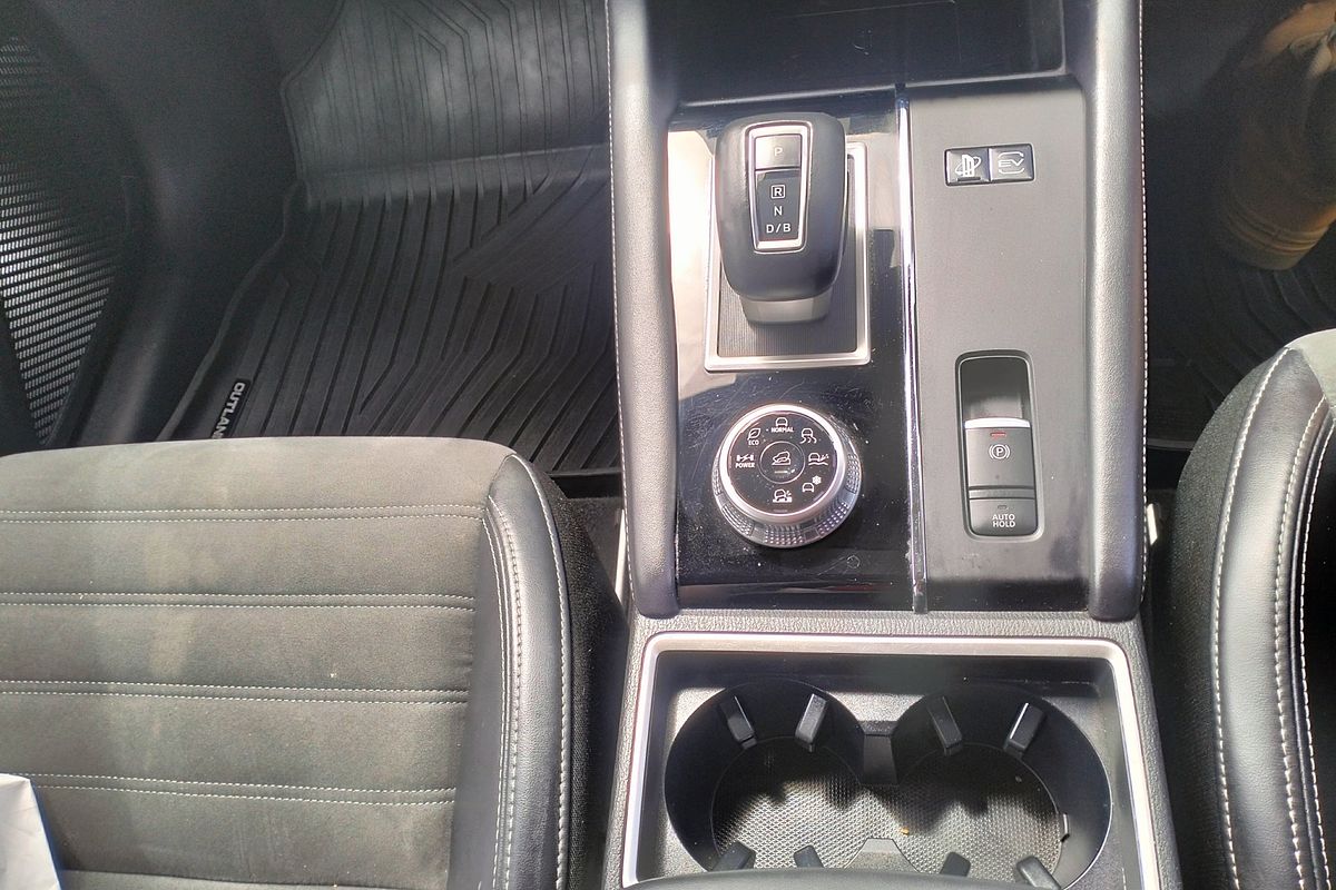 2023 Mitsubishi Outlander PHEV Aspire ZM