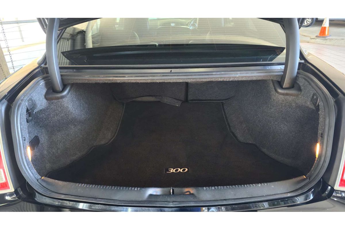 300 MY12 SRT8 6.4L V8 MULTI POINT F/INJ 5 SP AUTOMATIC 4D SEDAN 