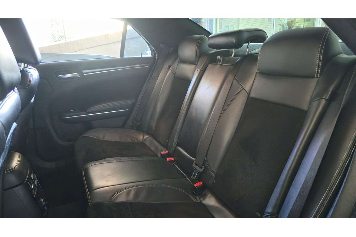 300 MY12 SRT8 6.4L V8 MULTI POINT F/INJ 5 SP AUTOMATIC 4D SEDAN 