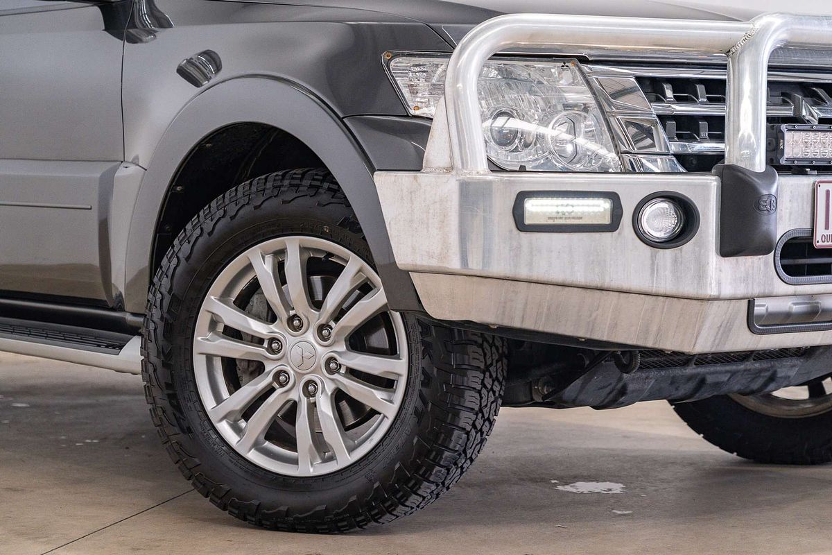 2017 Mitsubishi Pajero GLS NX