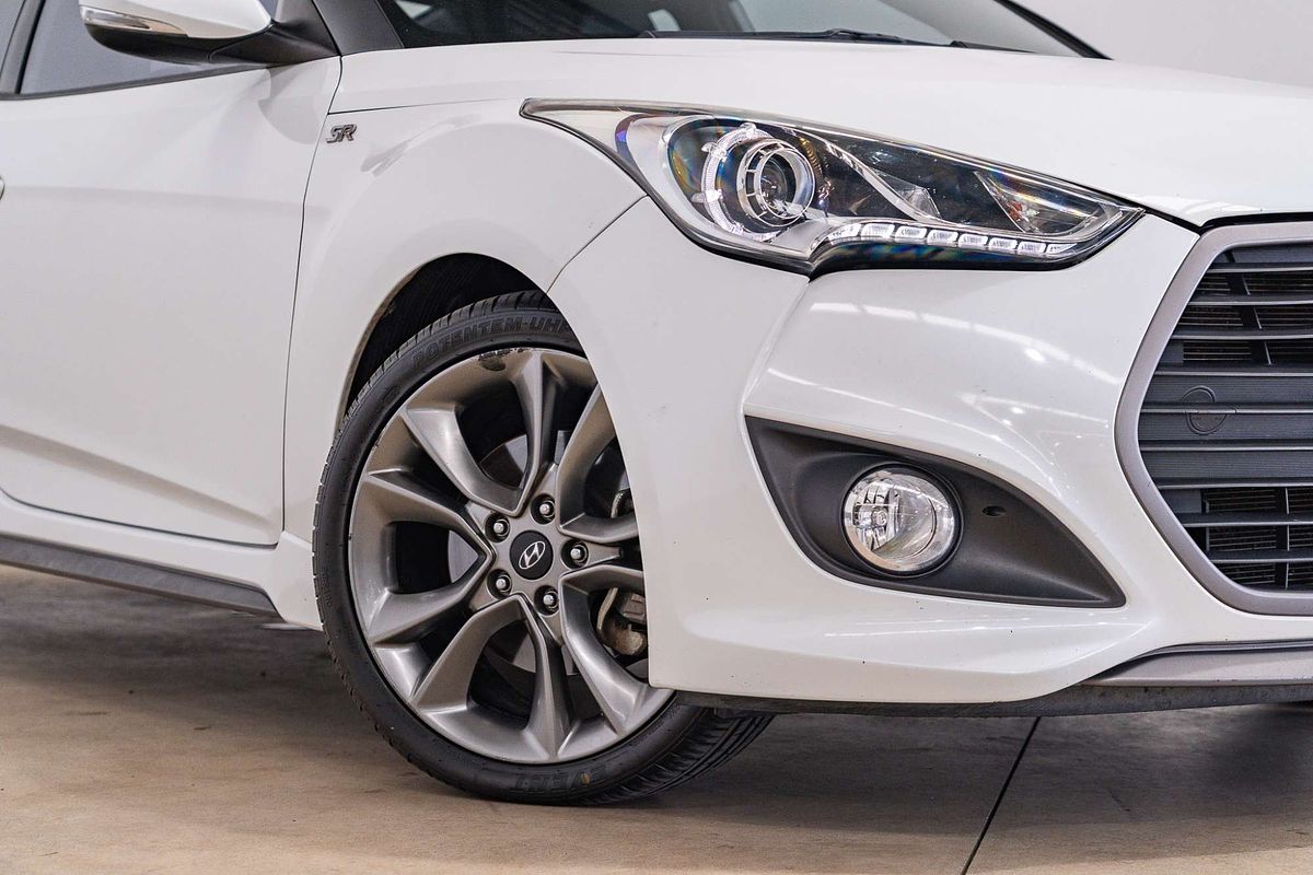 2015 Hyundai Veloster SR Turbo FS4 Series II