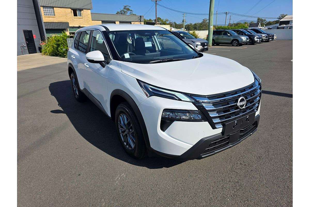 2026 Nissan X-TRAIL ST T33