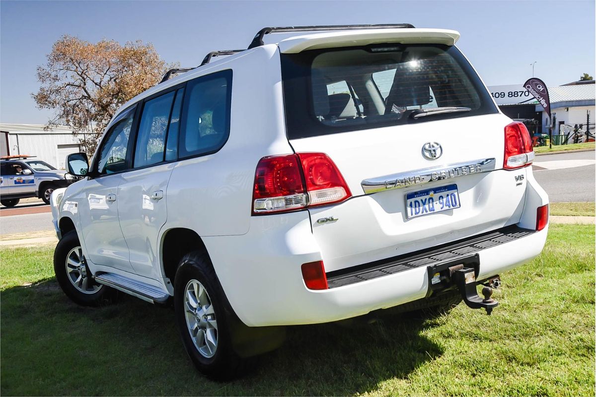 2009 Toyota Landcruiser GXL UZJ200R