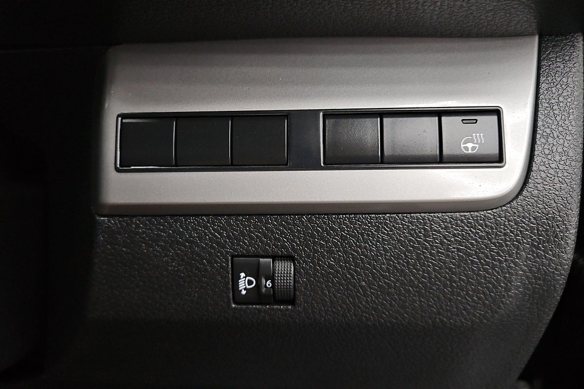 2025 Peugeot Expert Premium K0 SWB