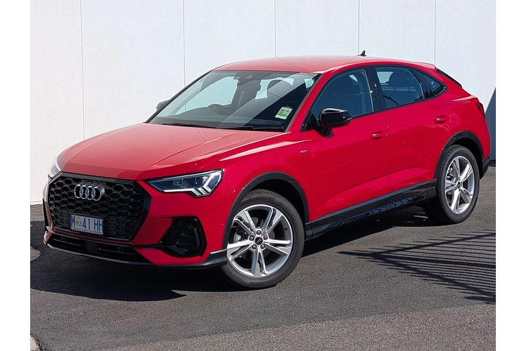 2024 Audi Q3 35 TFSI S line F3