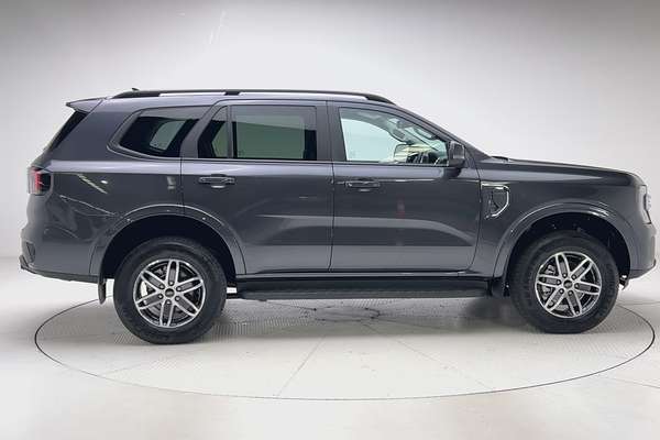 2025 Ford Everest Trend 2.0L thumb-8