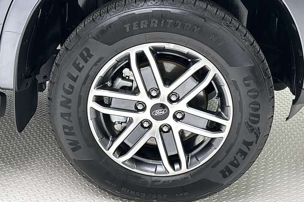 2025 Ford Everest Trend 2.0L thumb-9