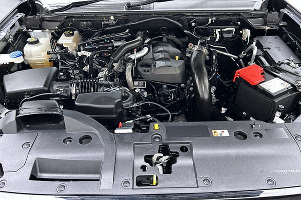 2025 Ford Everest Trend 2.0L thumb-10