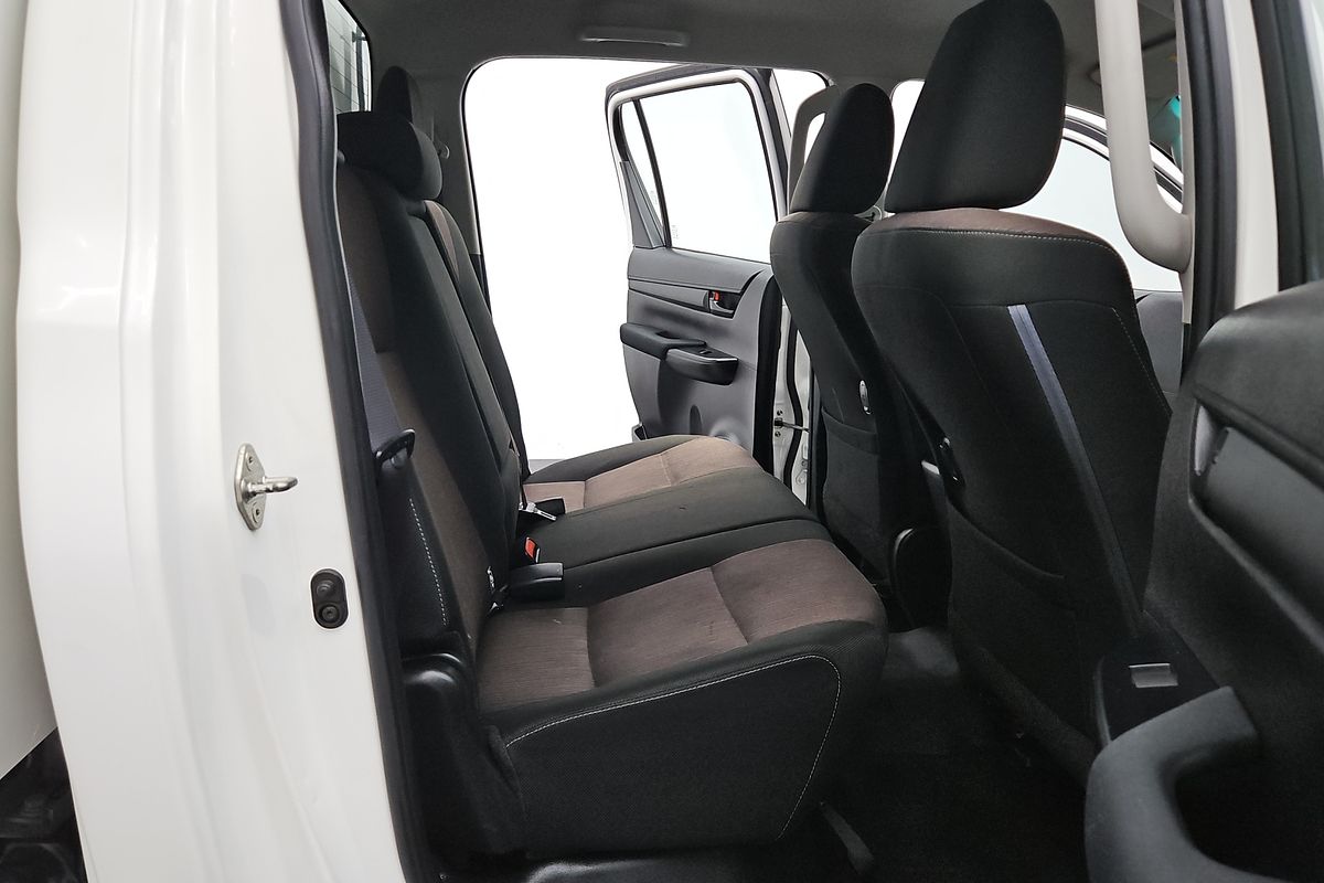 2018 Toyota Hilux SR GUN126R 4X4