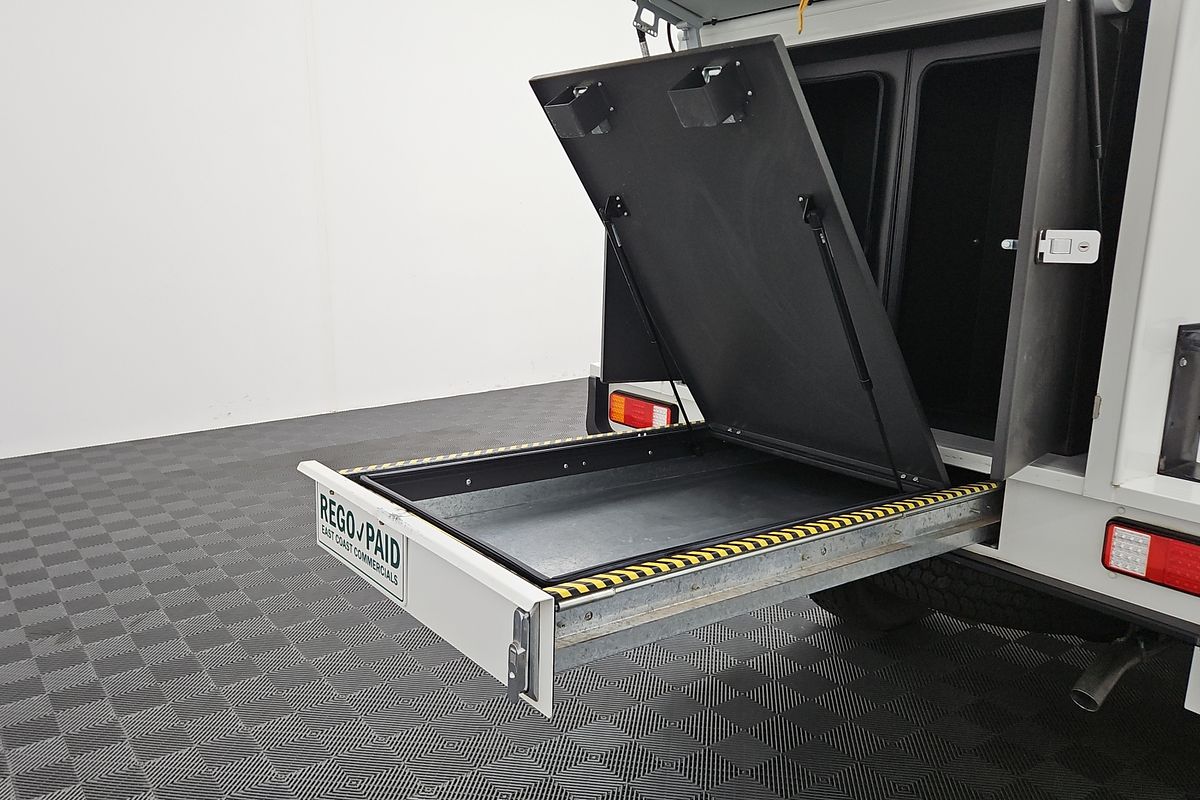 2018 Toyota Hilux SR GUN126R 4X4