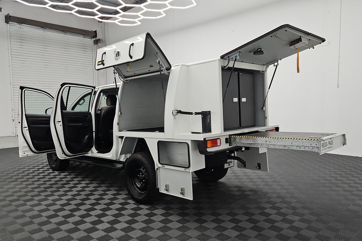 2018 Toyota Hilux SR GUN126R 4X4