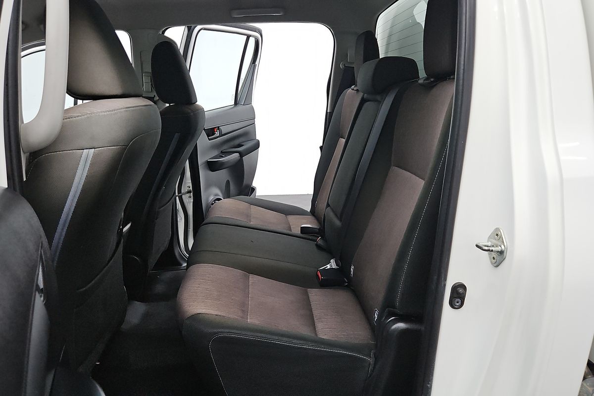 2018 Toyota Hilux SR GUN126R 4X4