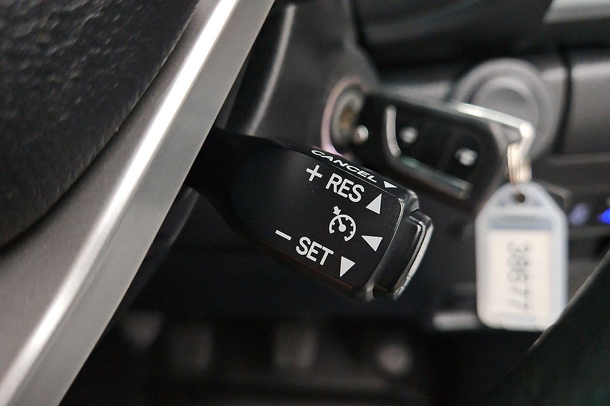 2018 Toyota Hilux SR GUN126R 4X4