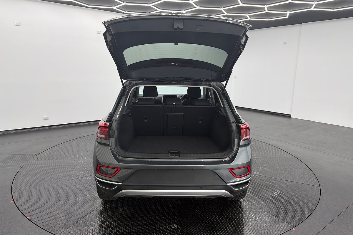 2023 Volkswagen T-Roc 110TSI Style D11