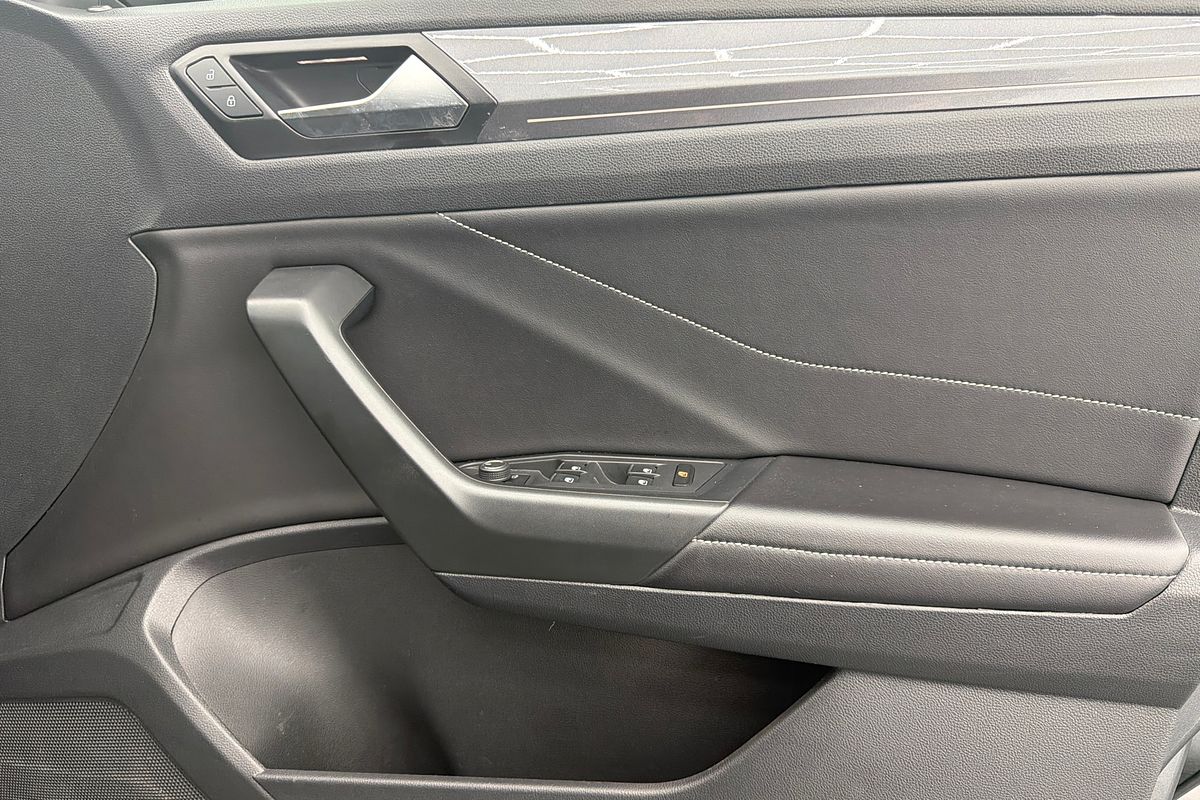 2023 Volkswagen T-Roc 110TSI Style D11