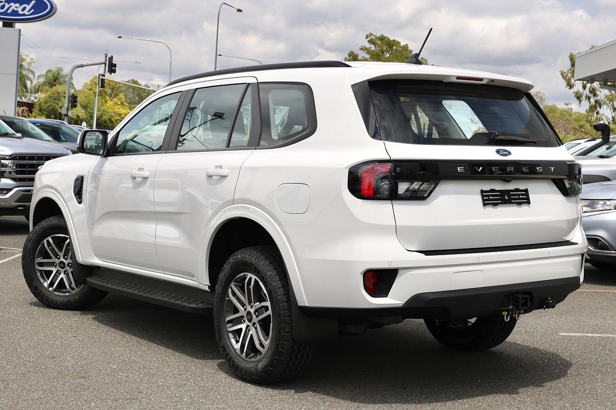 2025 Ford Everest Ambiente 2.0L