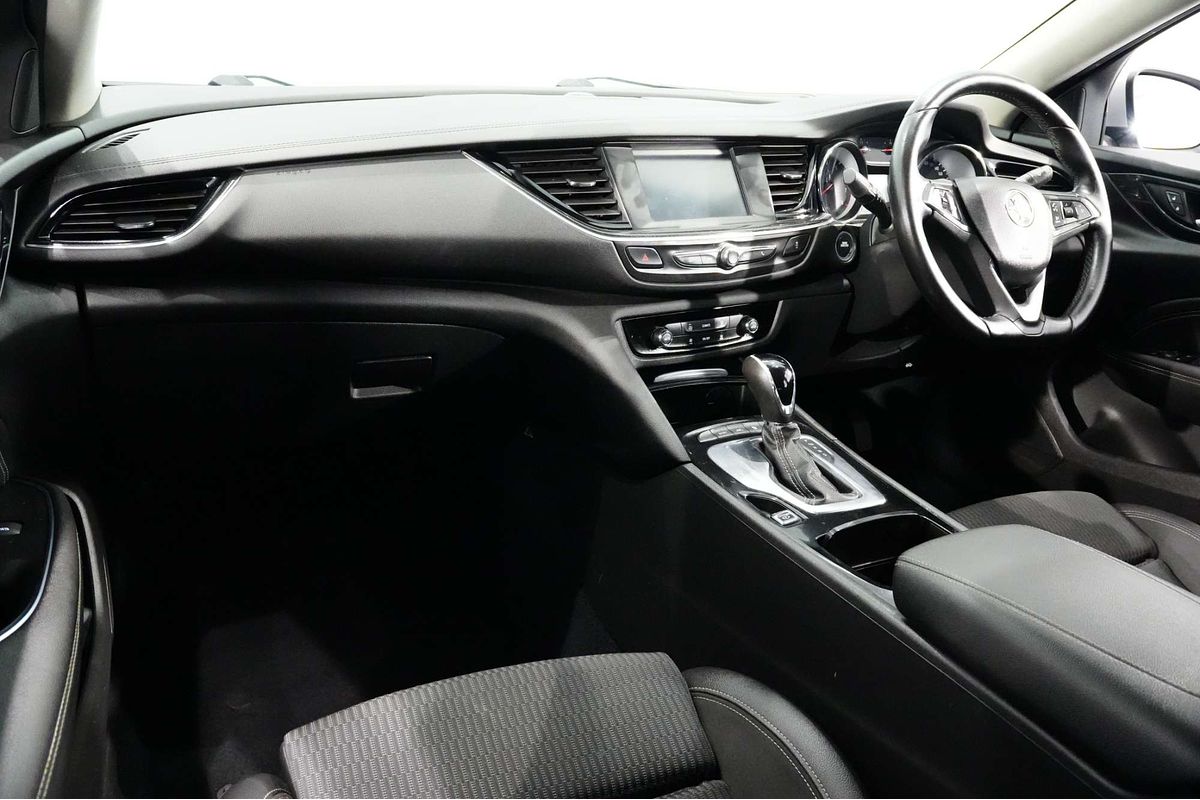 2018 Holden Commodore RS-V ZB