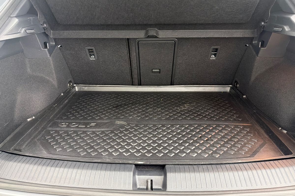 2022 Volkswagen T-Roc R D11