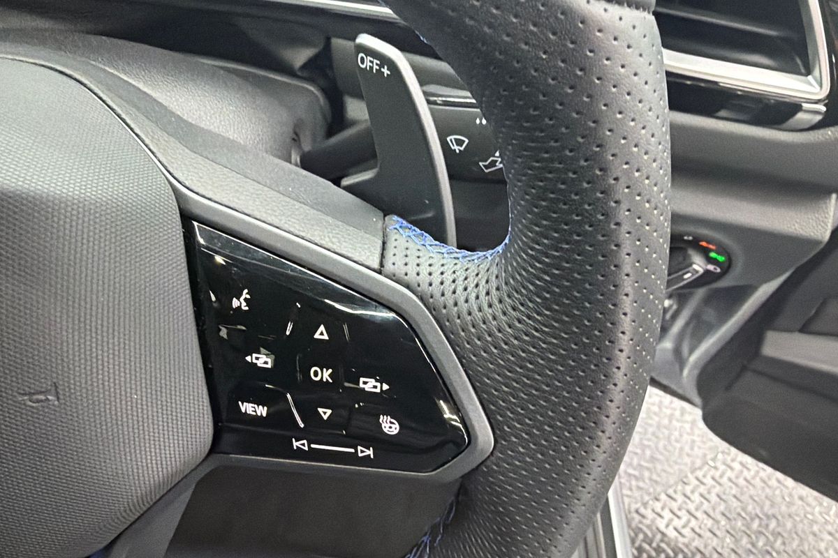 2022 Volkswagen T-Roc R D11