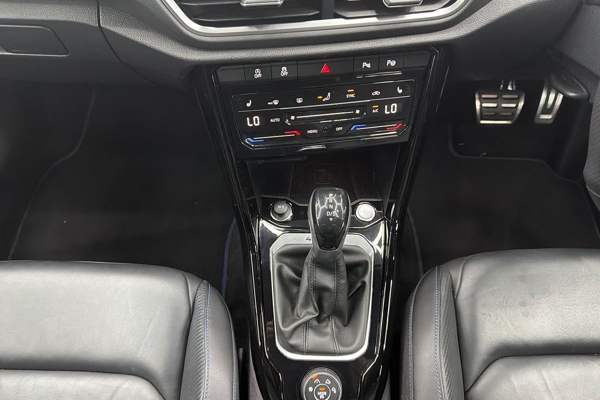 2022 Volkswagen T-Roc R D11