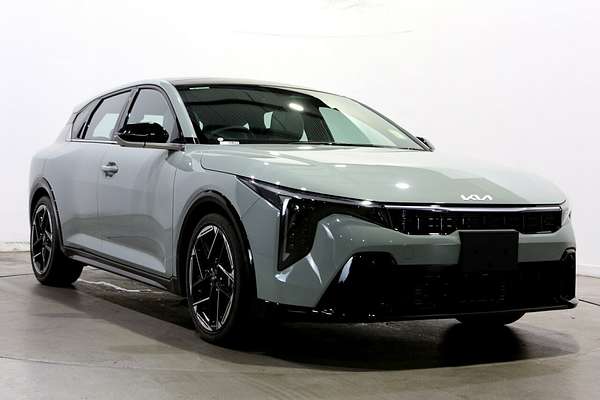 2025 Kia K4 GT-Line CL4m