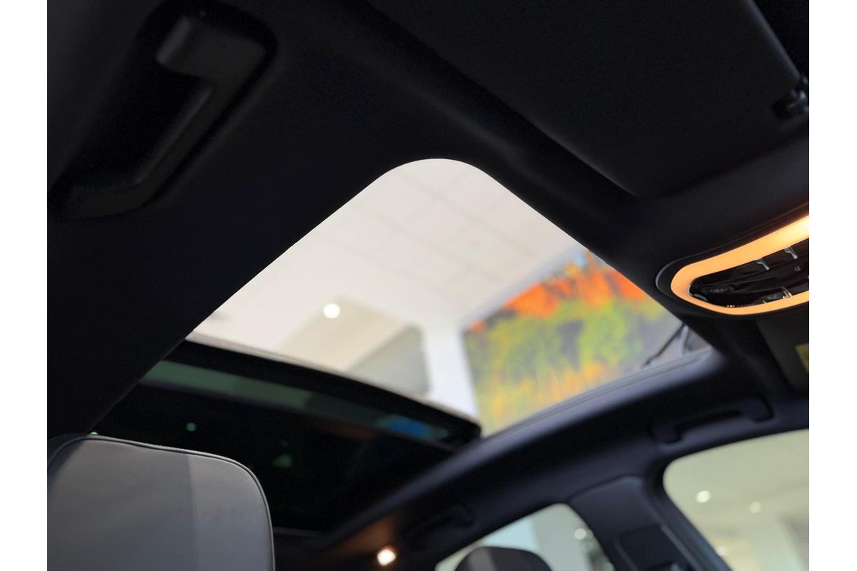 2021 Porsche Macan S 95B