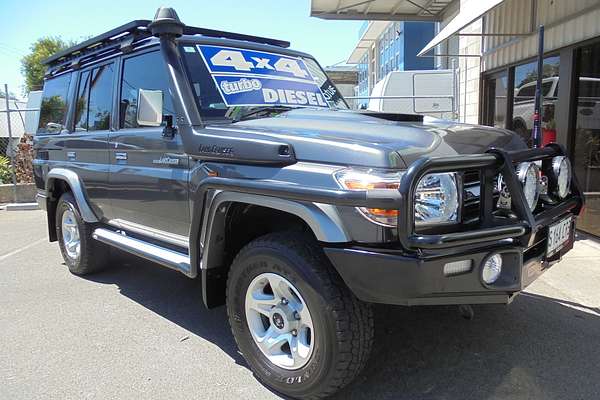 2022 Toyota Landcruiser GXL VDJ76R