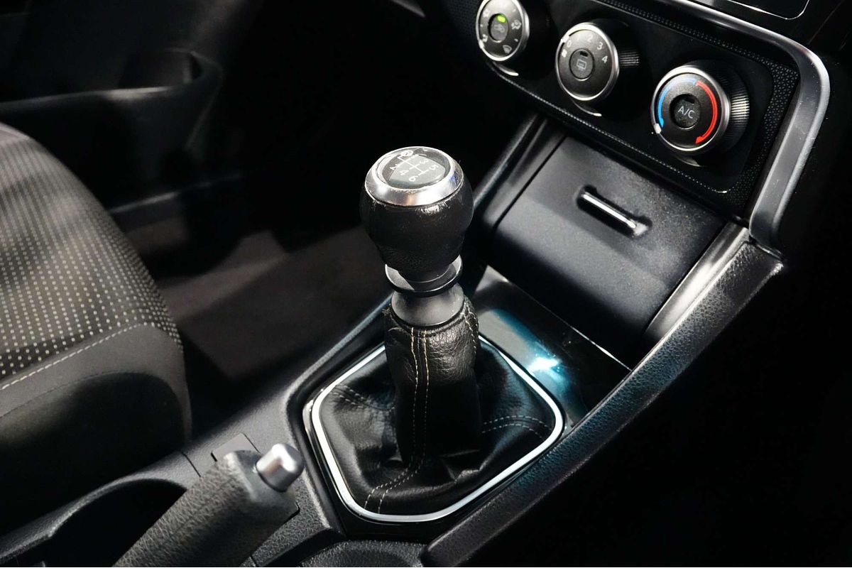 2016 Toyota Corolla Ascent Sport ZRE182R