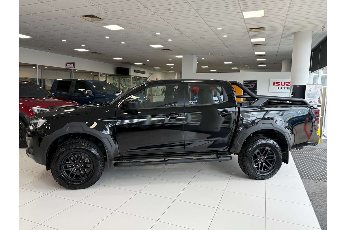 2026 Isuzu D-MAX BLADE 4X4