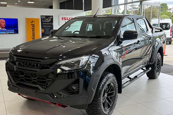 2026 Isuzu D-MAX BLADE 4X4