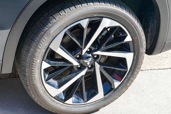 2024 Mitsubishi Outlander PHEV Aspire ZM thumb-3