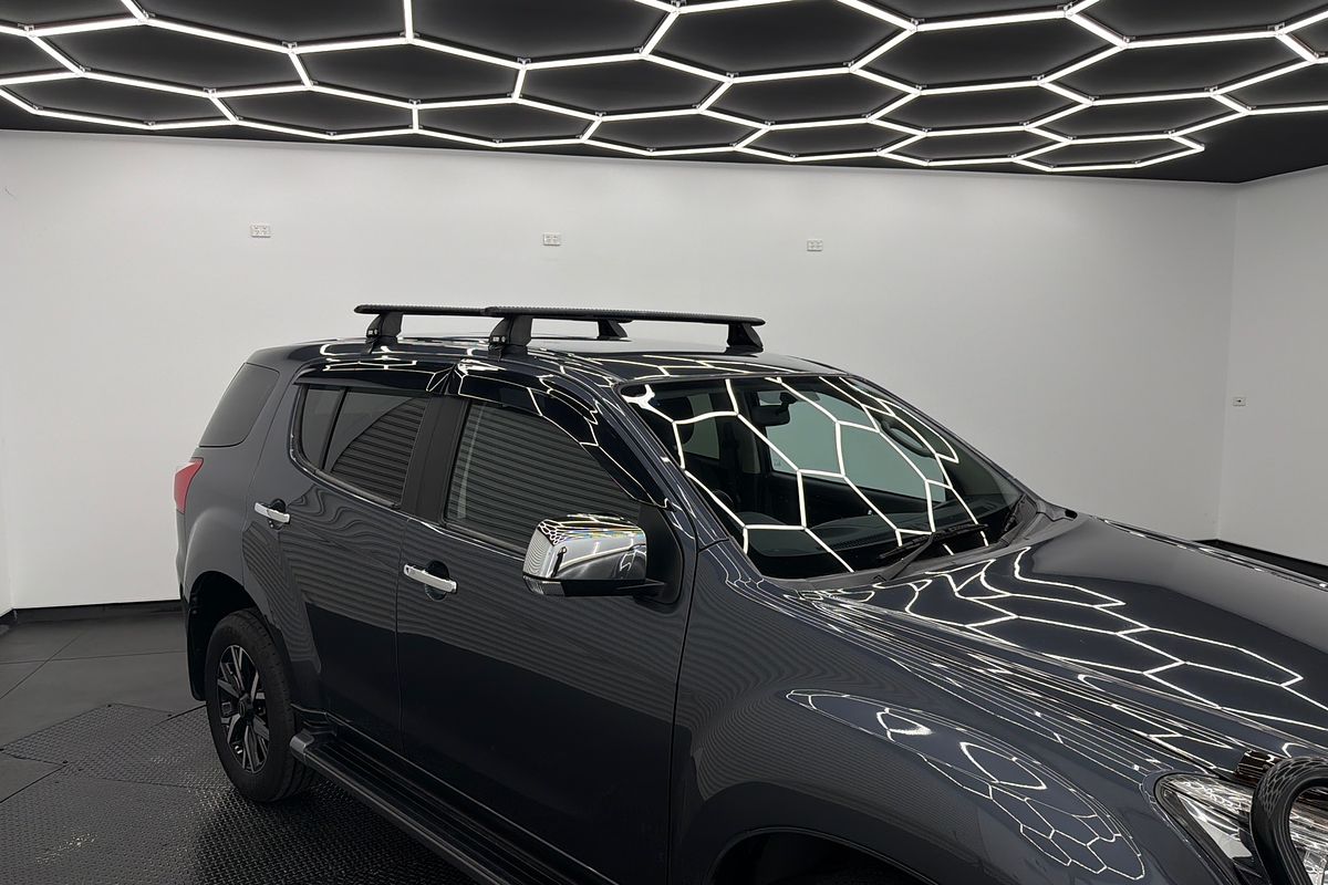 2019 Isuzu MU-X LS-U