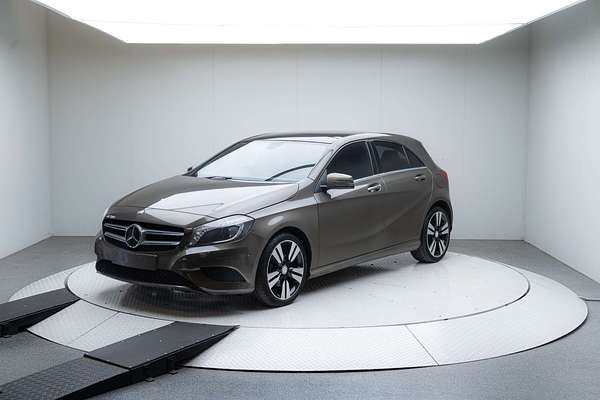2013 Mercedes-Benz A-Class A200 W176