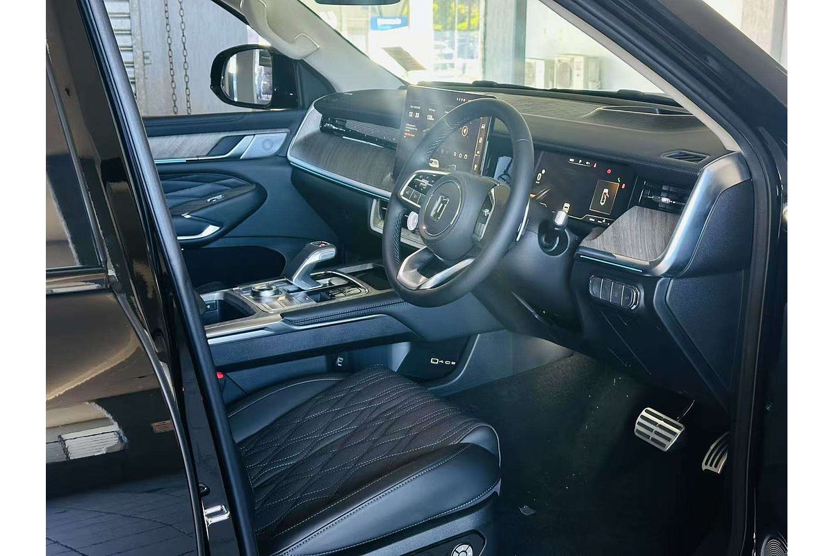 Tank 500 Vanta HEV 4X4 Sports Grill