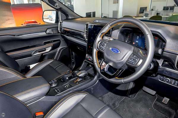 2026 Ford Ranger Wildtrak 4X4 3.0L thumb-3